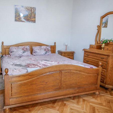 Apartman Marta I Soba Maja Gradiste Extérieur photo