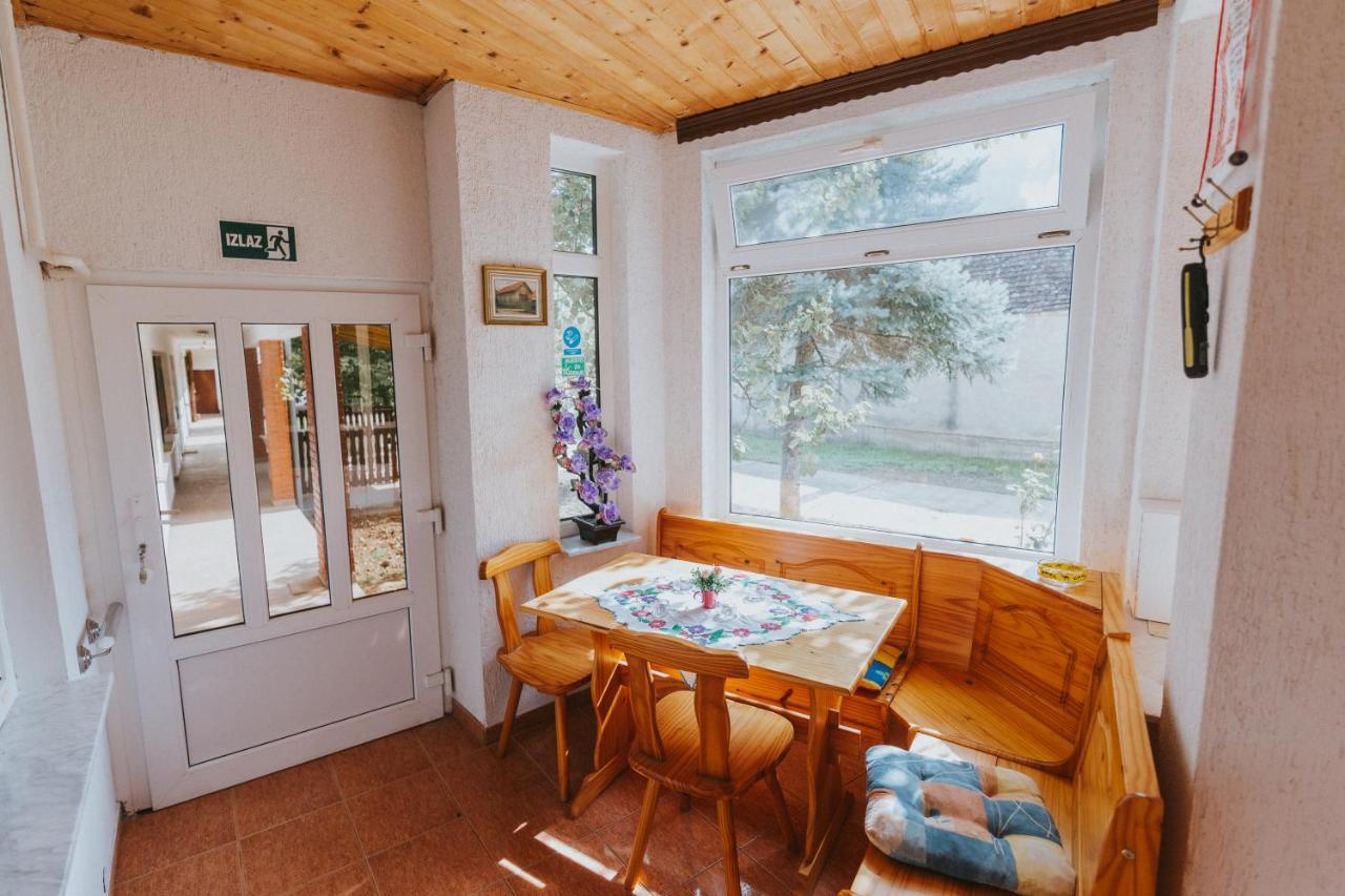 Apartman Marta I Soba Maja Gradiste Extérieur photo