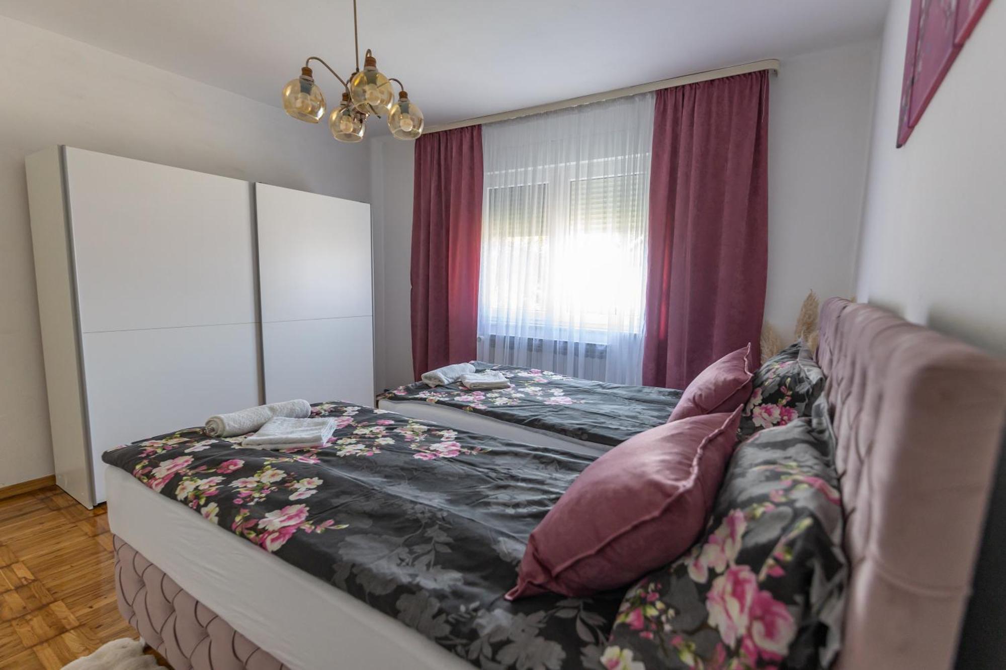Apartman Marta I Soba Maja Gradiste Extérieur photo
